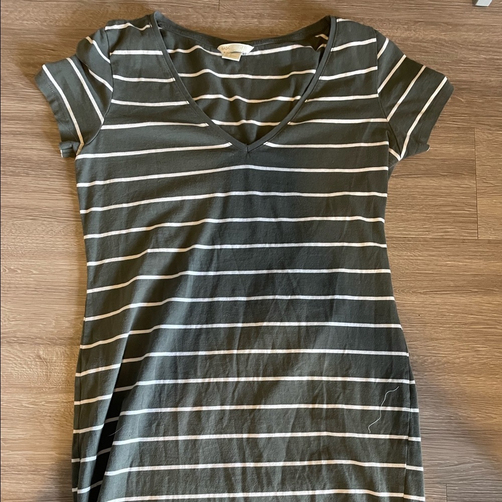 H&M green and white stripe t-shirt dress